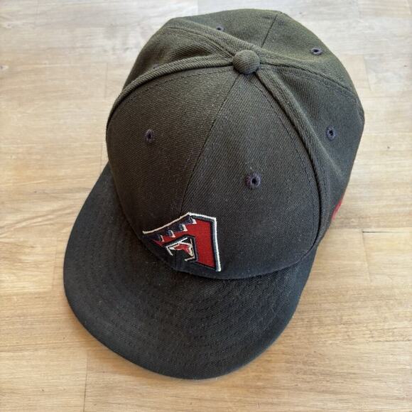 New Era Arizona Diamondbacks Logo A 59FIFTY Black Fitted Hat 7 5/8 - Picture 2 of 6